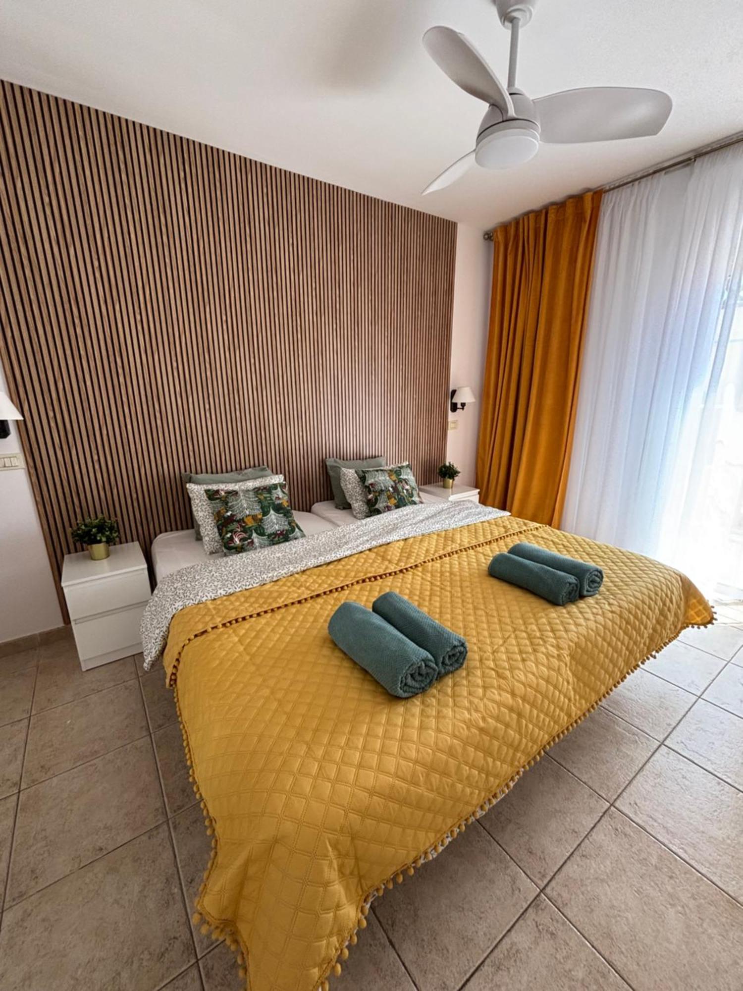 Apartment Granada Del Sol Los Cristianos (Tenerife)